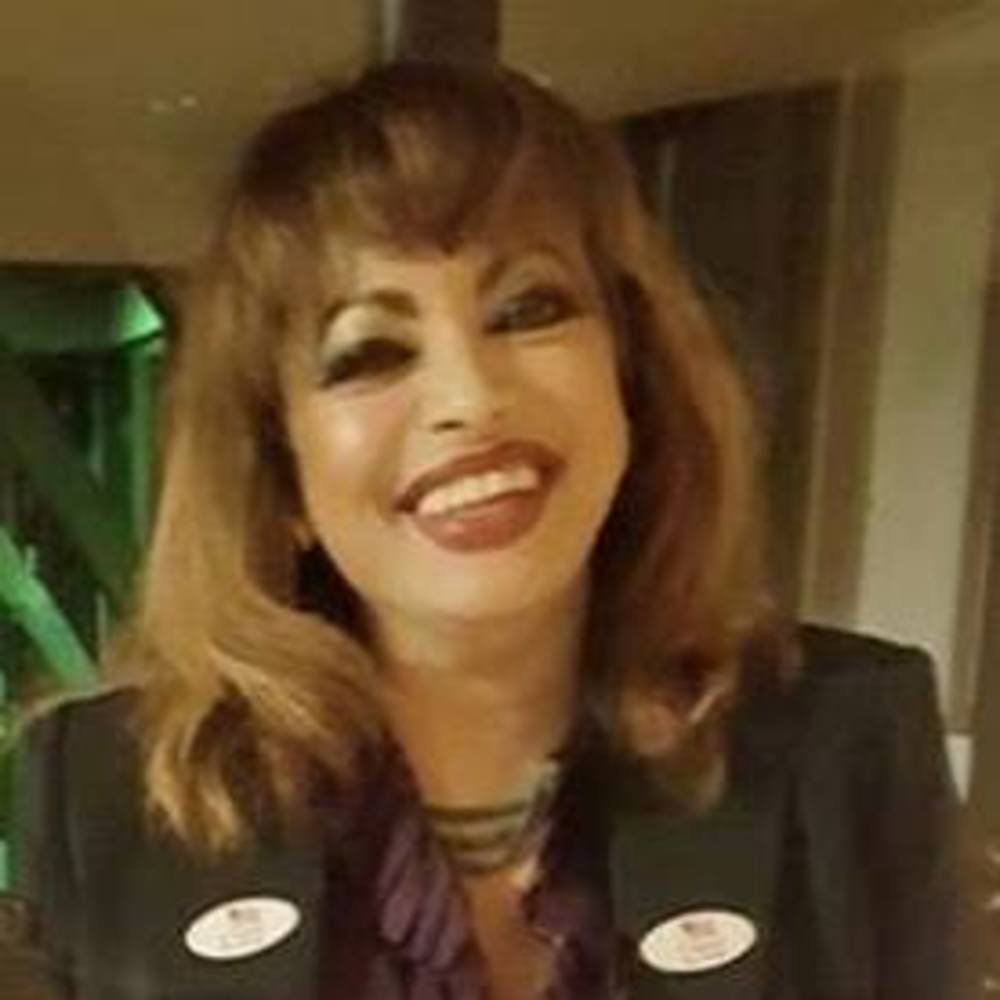 Meet your Posher, Charmaine